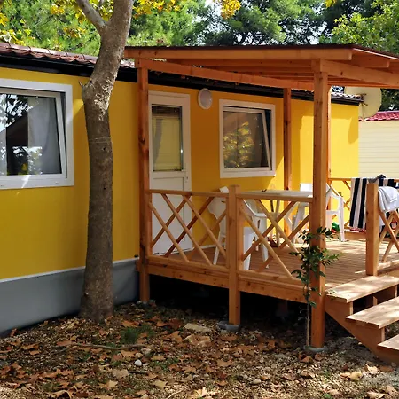 Camp Perna 4* Kućište