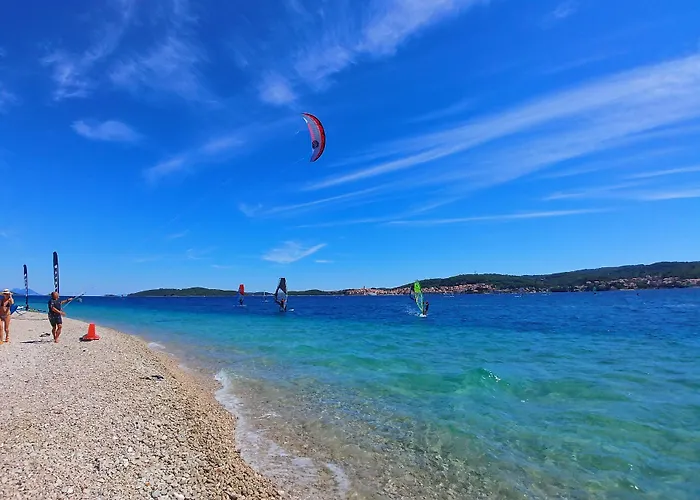 Hotel Camp Perna Kuciste