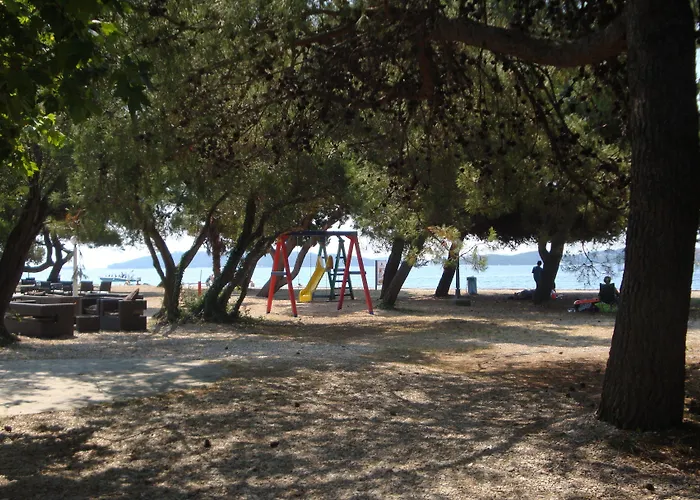 Camp Perna 4*