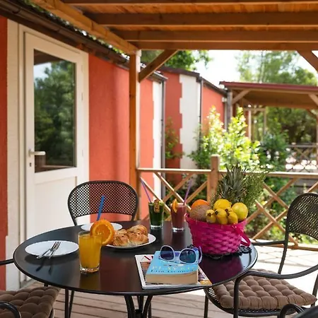 Camp Perna 4* Kuciste