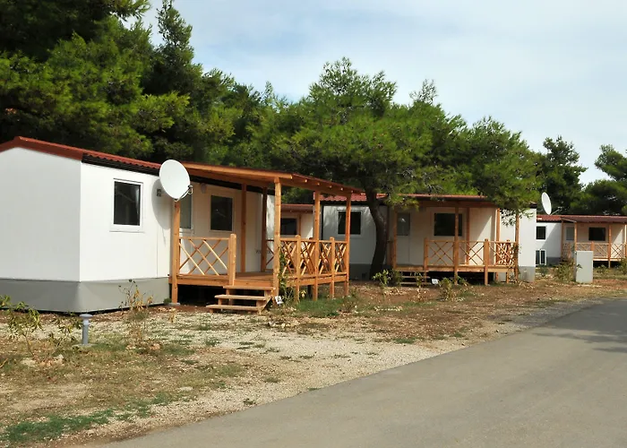 Camp Perna Hotel